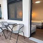 Naria Apartment *